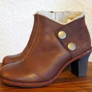 Timberland  Leather Neutral Heeled Bootie Boot Comfort Chocolate Brown Sz.8